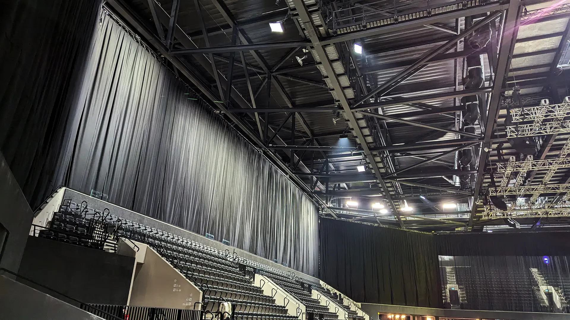 Vertical Drape Raise